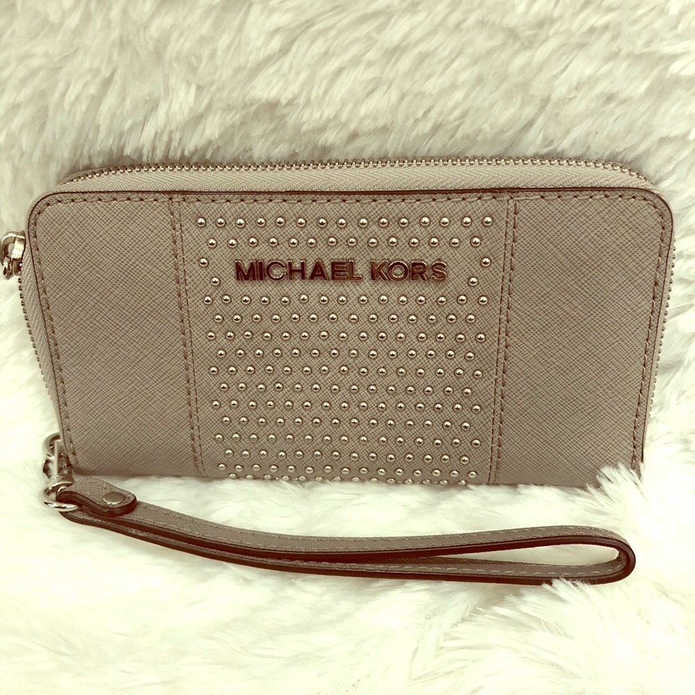 Michael Kors Studdec grey Wallet